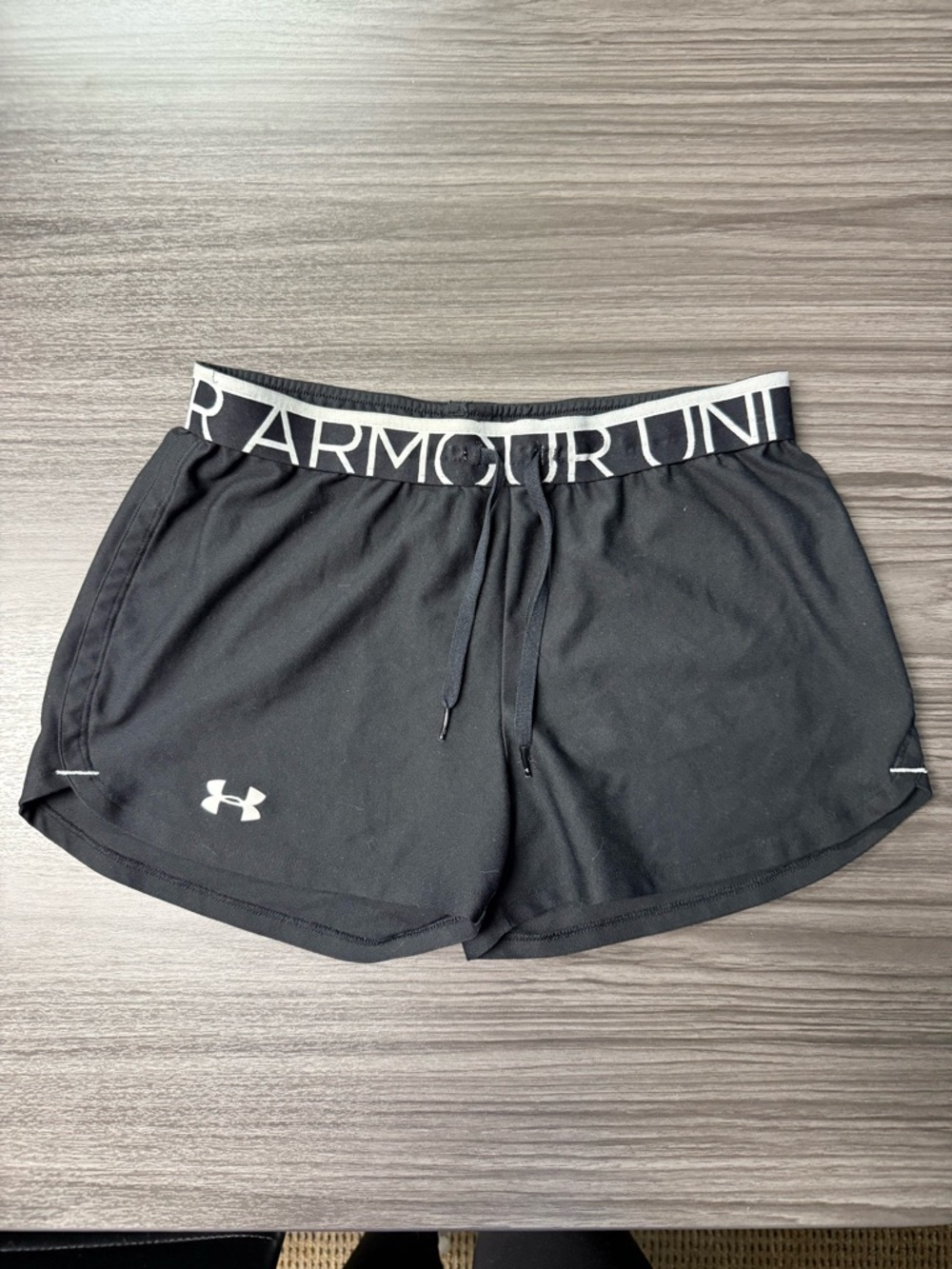 Under Armour Black Women's Athletic Shorts with Logo Waistband